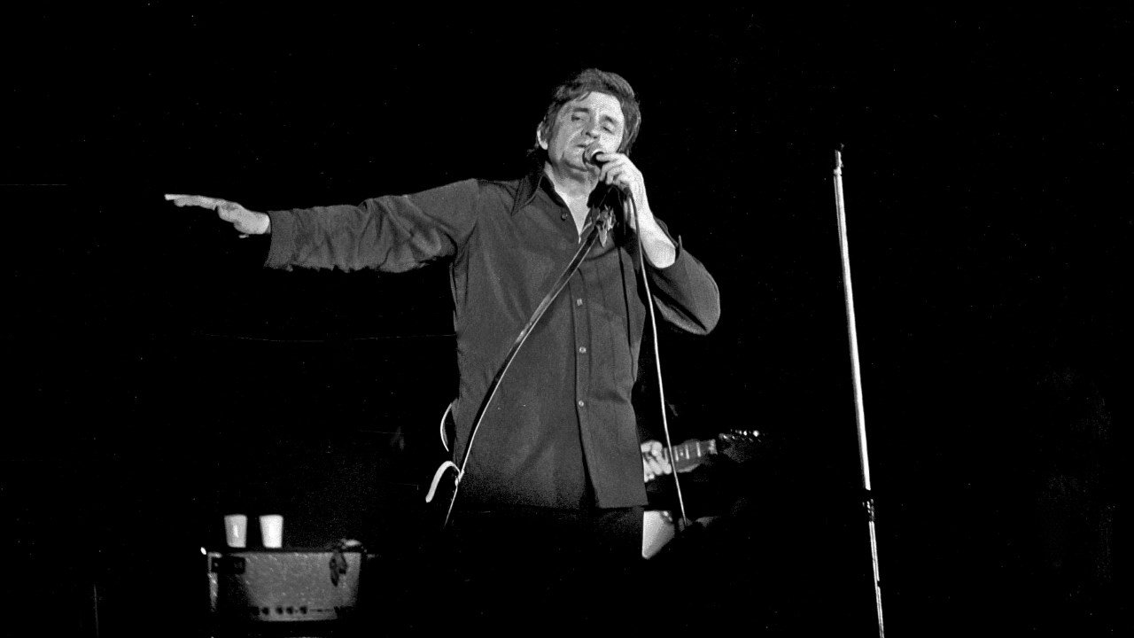 Top 10 selling country songs of all time - Vimarsana News